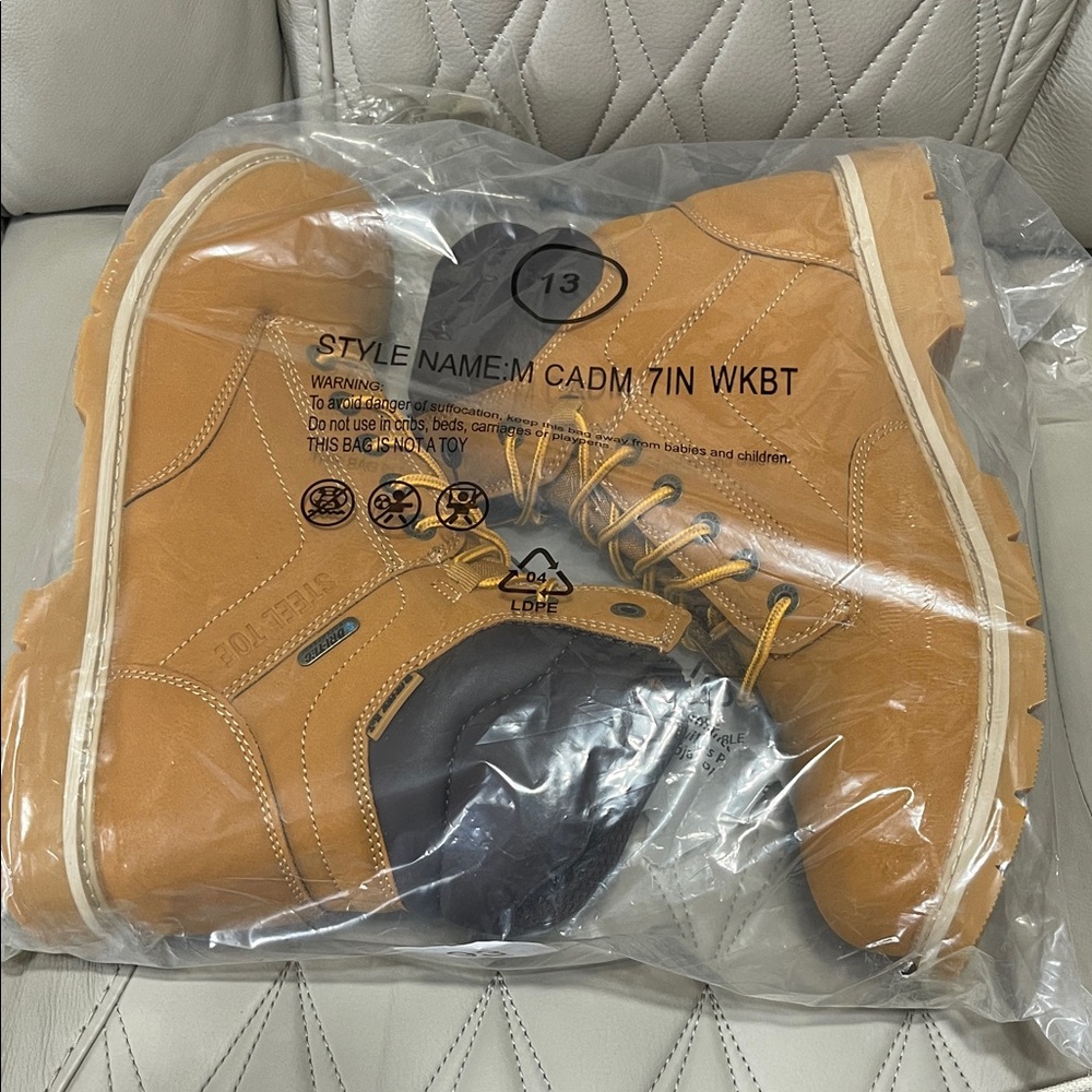 Hi-Tec Hard Toe 7in WKBT Work Boots in Tan